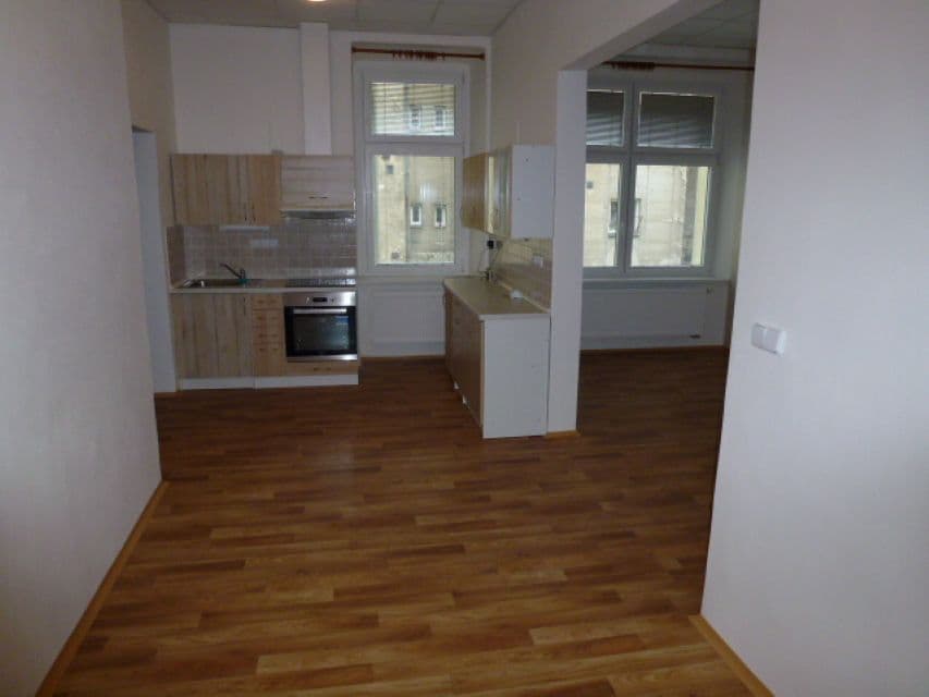 Pronájem bytu 1+1 43 m², Masarykova třída, Olomouc, Olomoucký kraj Pronájem bytu 1+1 43 m², Masarykova třída, Olomouc, Olomoucký kraj
