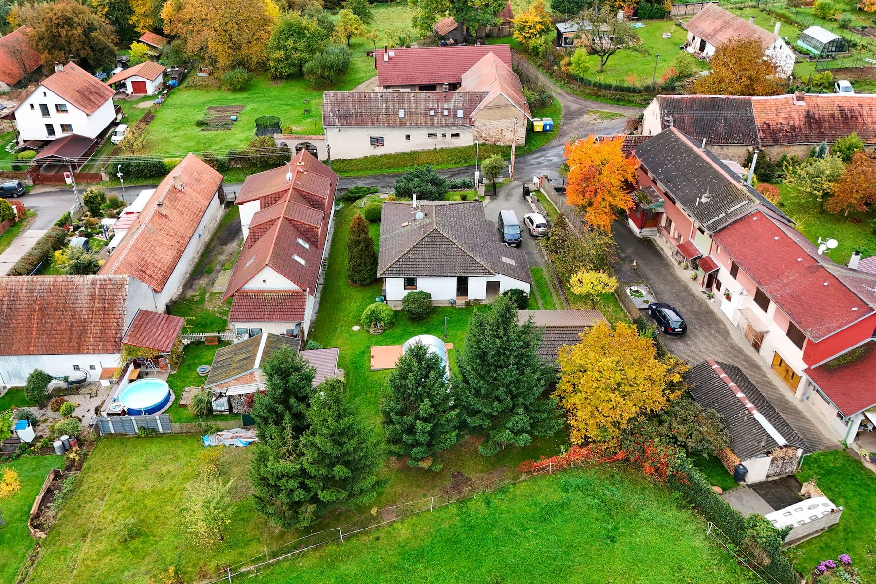 Prodej domu 92 m², pozemek 1.453 m², Benešov, Středočeský kraj Prodej domu 92 m², pozemek 1.453 m², Benešov, Středočeský kraj