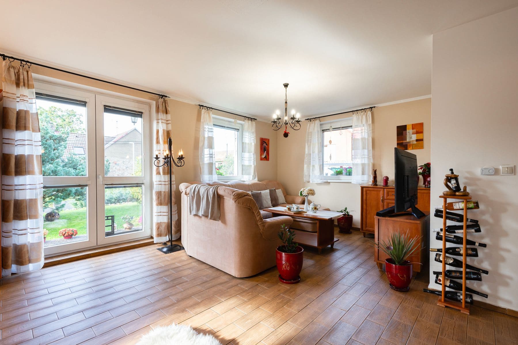 Prodej domu 92 m², pozemek 1.453 m², Benešov, Středočeský kraj Prodej domu 92 m², pozemek 1.453 m², Benešov, Středočeský kraj