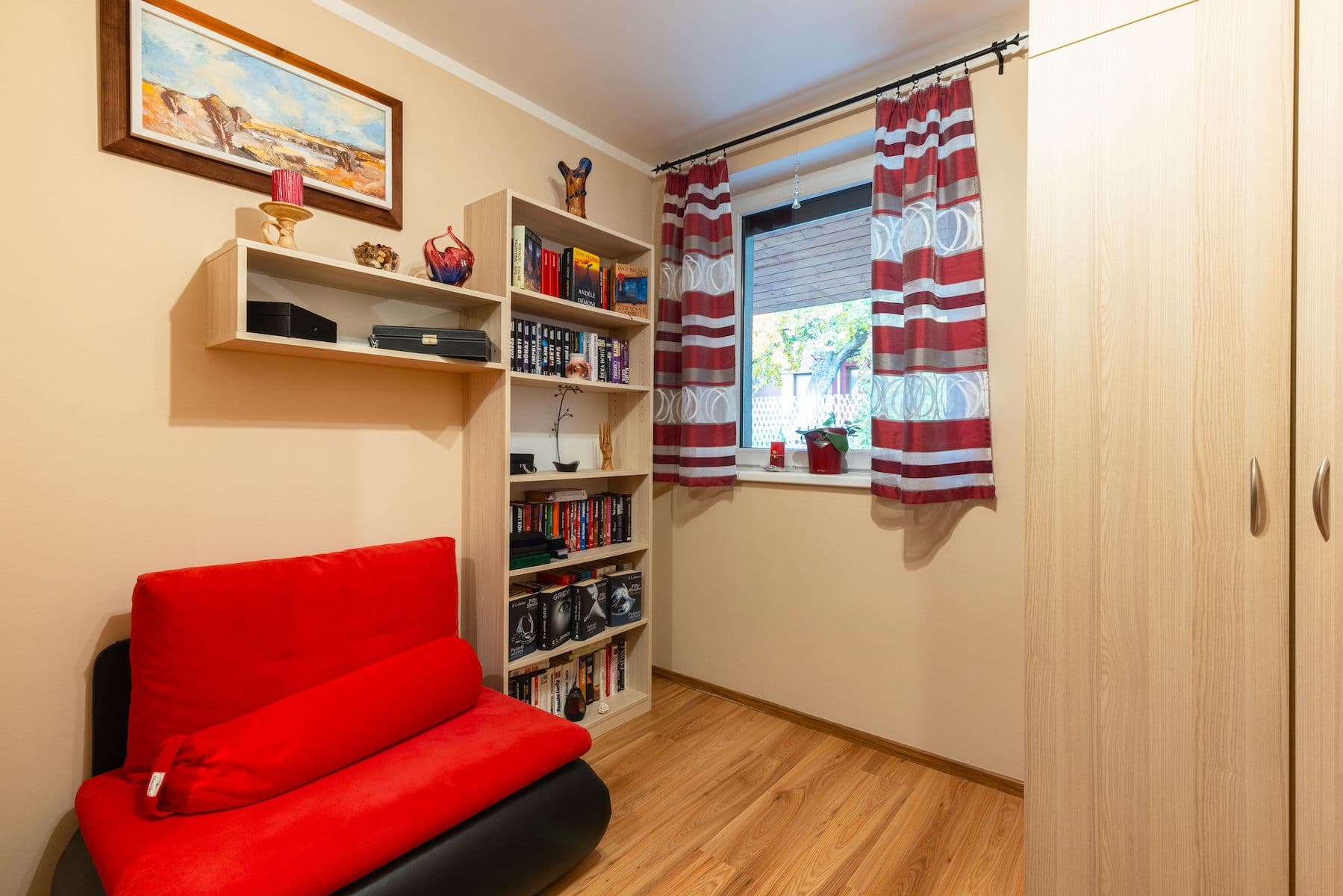 Prodej domu 92 m², pozemek 1.453 m², Benešov, Středočeský kraj Prodej domu 92 m², pozemek 1.453 m², Benešov, Středočeský kraj