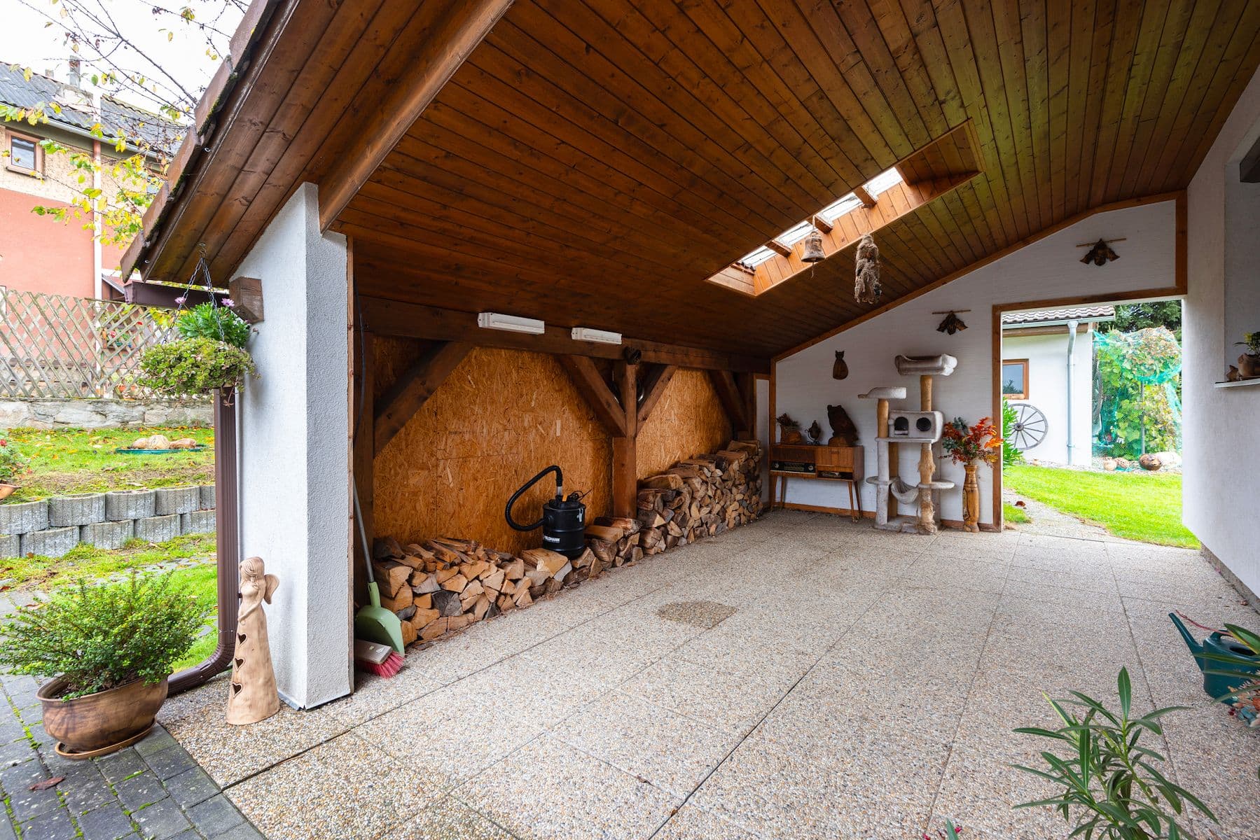 Prodej domu 92 m², pozemek 1.453 m², Benešov, Středočeský kraj Prodej domu 92 m², pozemek 1.453 m², Benešov, Středočeský kraj