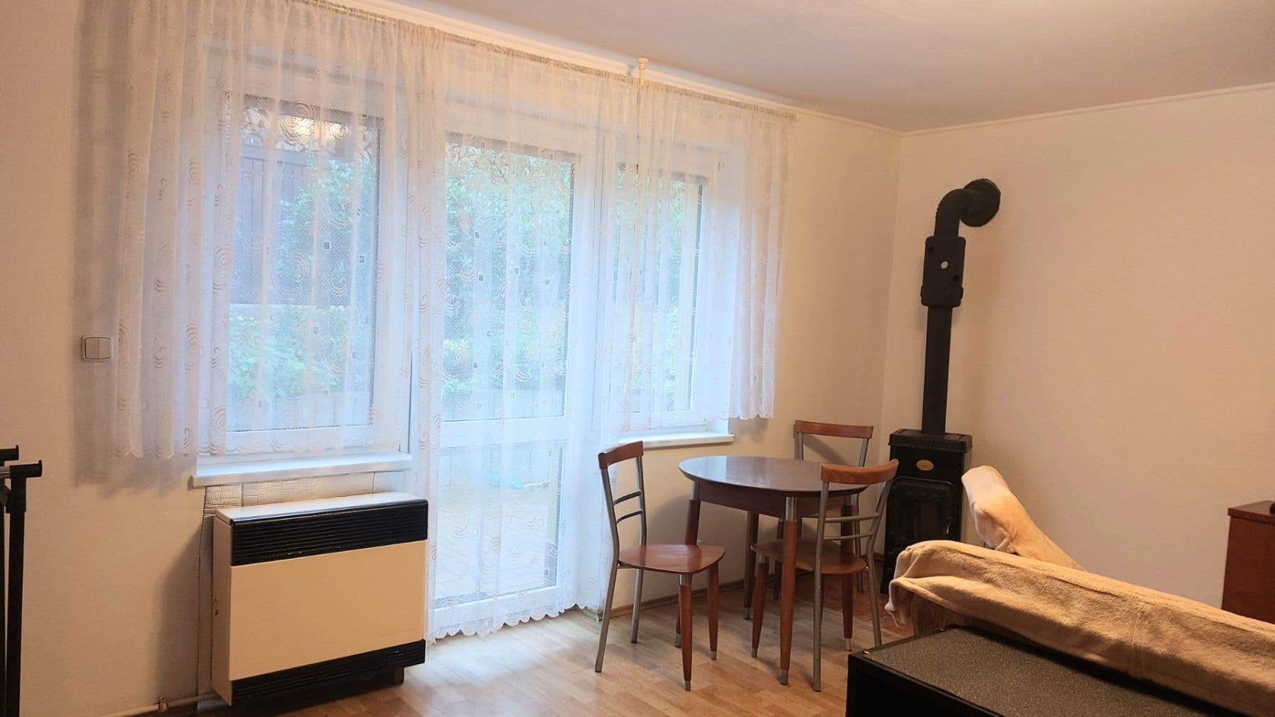 Pronájem bytu 2+kk 45 m², Pod Starou školou, Praha, Praha Pronájem bytu 2+kk 45 m², Pod Starou školou, Praha, Praha