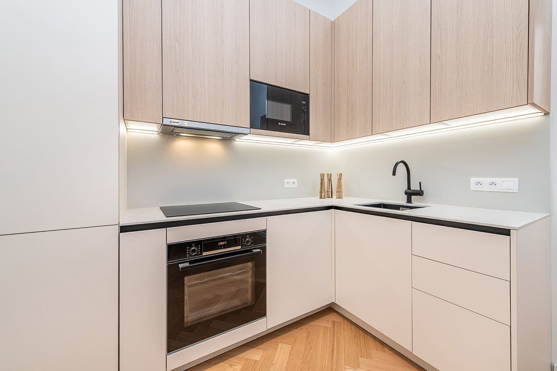 Prodej bytu 2+kk 49 m², Víta Nejedlého, Praha, Praha Prodej bytu 2+kk 49 m², Víta Nejedlého, Praha, Praha