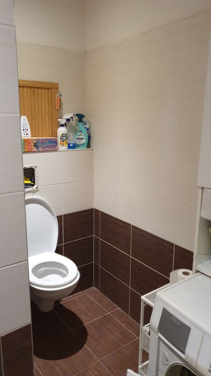 Prodej bytu 3+1 101 m², U Jezera, Praha, Praha Prodej bytu 3+1 101 m², U Jezera, Praha, Praha