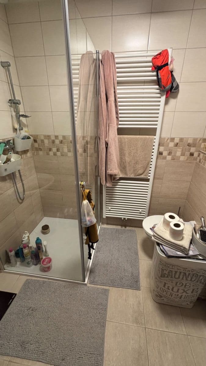 Pronájem bytu 1+kk 35 m², Uherova, Chýně, Středočeský kraj Pronájem bytu 1+kk 35 m², Uherova, Chýně, Středočeský kraj