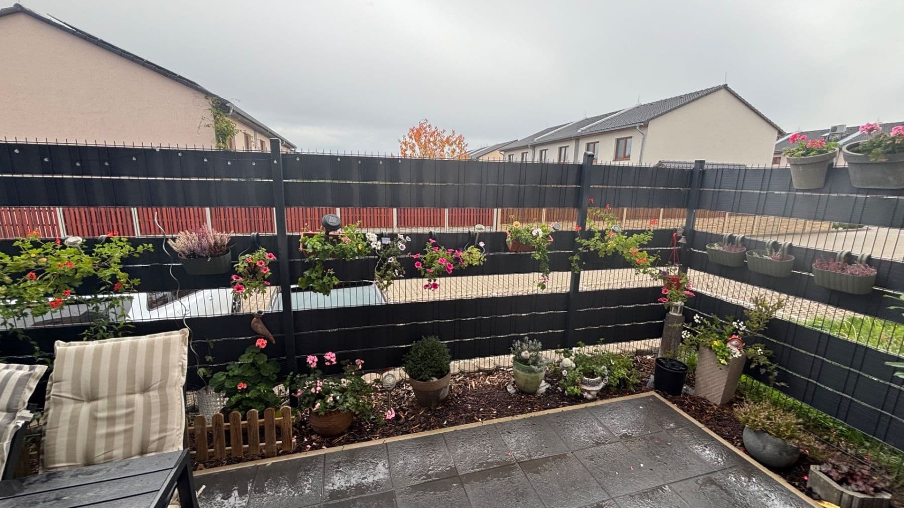 Pronájem bytu 1+kk 35 m², Uherova, Chýně, Středočeský kraj Pronájem bytu 1+kk 35 m², Uherova, Chýně, Středočeský kraj