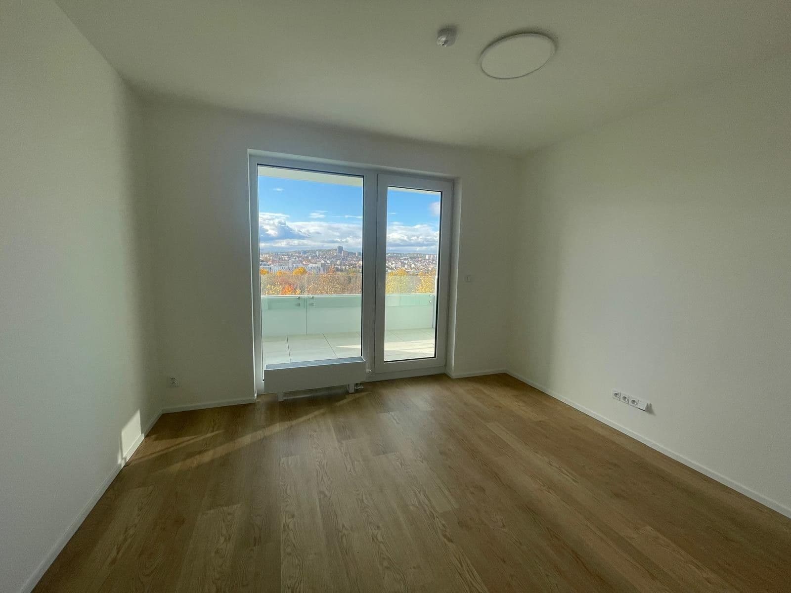 Pronájem bytu 1+kk 42 m², třída Generála Píky, Brno, Jihomoravský kraj Pronájem bytu 1+kk 42 m², třída Generála Píky, Brno, Jihomoravský kraj