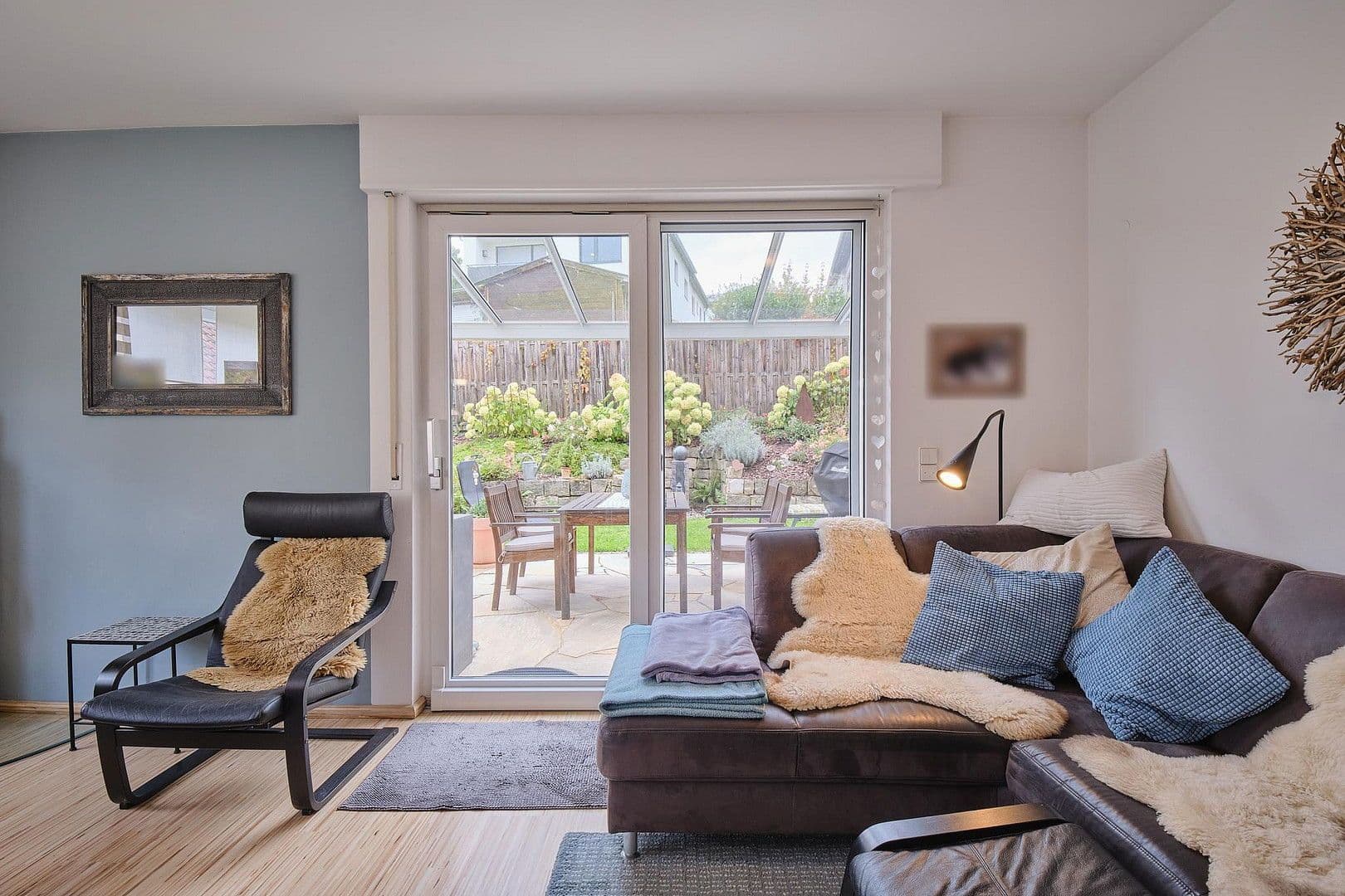 Prodej bytu 3+1 73 m², Esslingen am Neckar, Bádensko-Württembersko Prodej bytu 3+1 73 m², Esslingen am Neckar, Bádensko-Württembersko