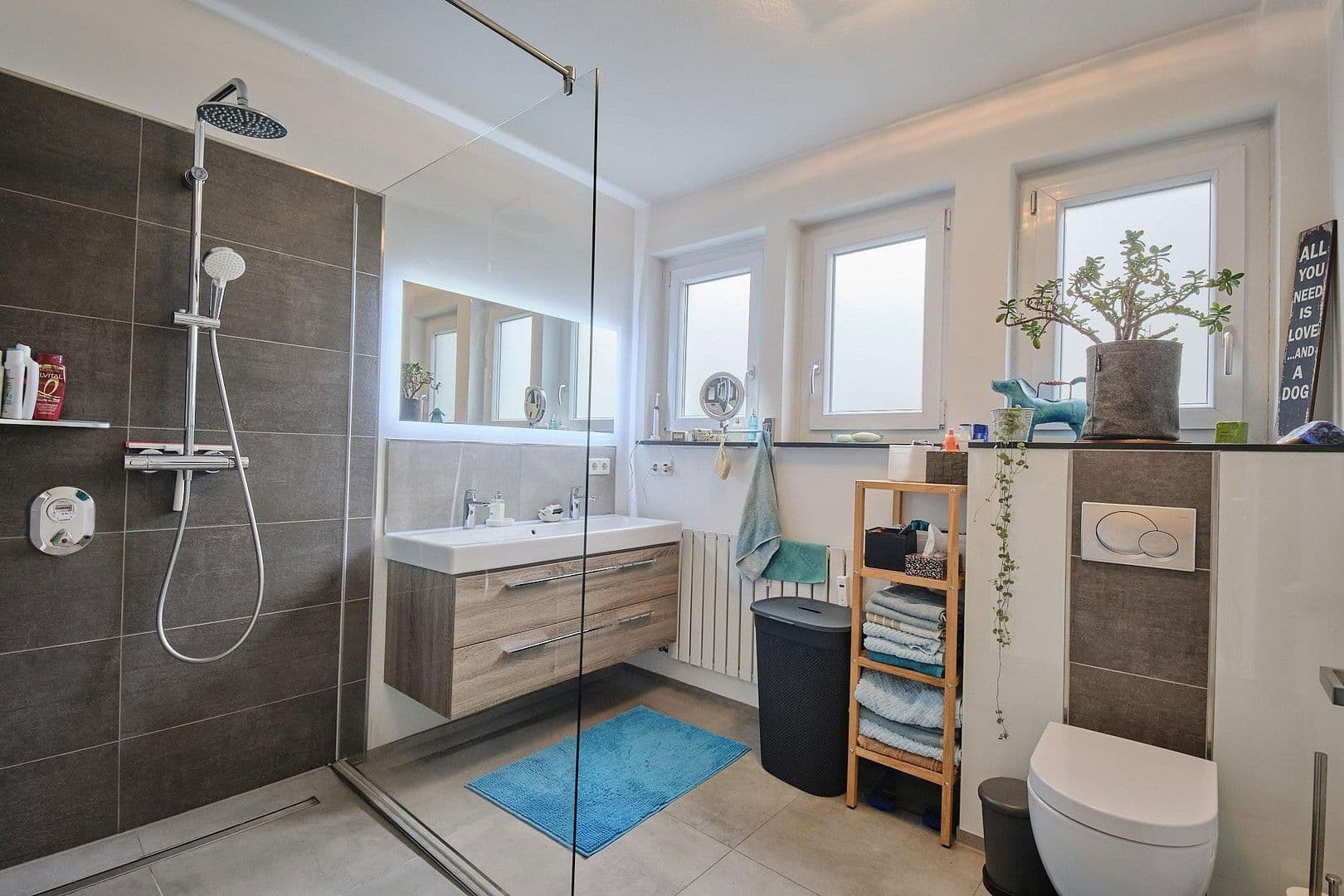 Prodej bytu 3+1 73 m², Esslingen am Neckar, Bádensko-Württembersko Prodej bytu 3+1 73 m², Esslingen am Neckar, Bádensko-Württembersko