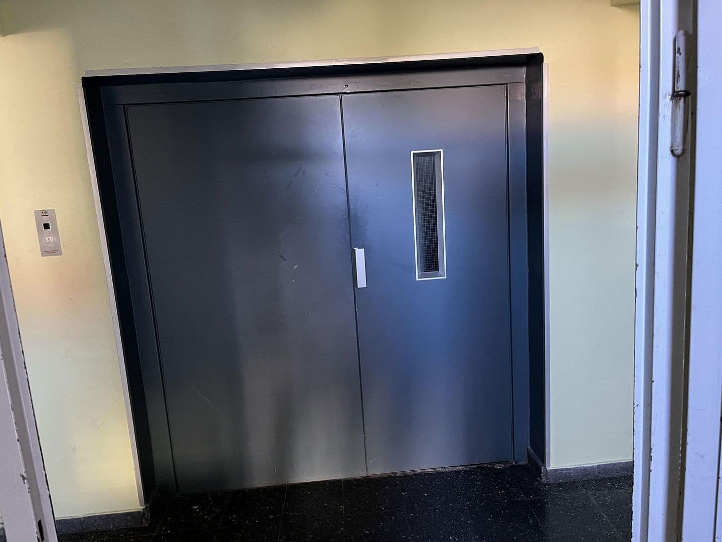 Prodej bytu 2+1 58 m², Baldeniusstrasse 35, Hannover, Dolní Sasko Prodej bytu 2+1 58 m², Baldeniusstrasse 35, Hannover, Dolní Sasko