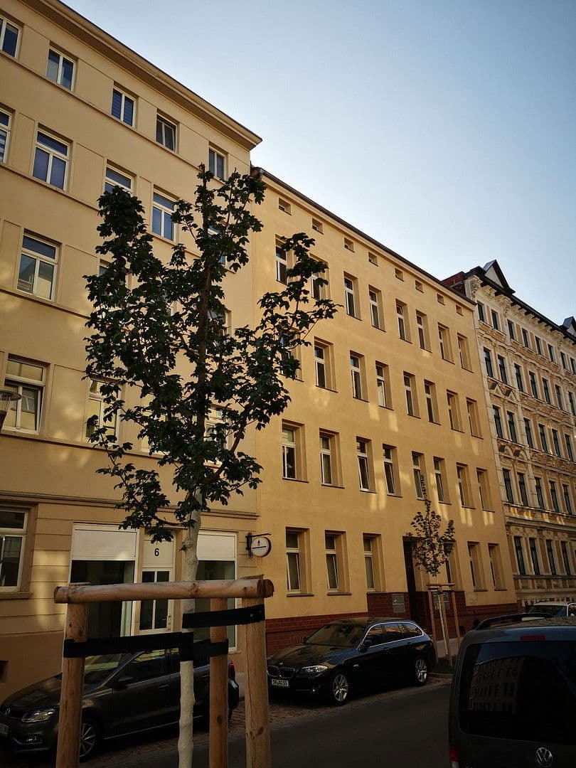 Pronájem bytu 5+1 118 m², Thomasiusstraße 7, Halle, Sasko-Anhaltsko Pronájem bytu 5+1 118 m², Thomasiusstraße 7, Halle, Sasko-Anhaltsko