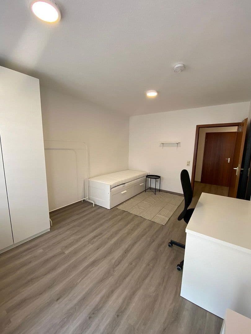 Prodej bytu 2+1 44 m², Gerhart-Hauptmann-Straße 16, Kaiserslautern, Porýní-Falc Prodej bytu 2+1 44 m², Gerhart-Hauptmann-Straße 16, Kaiserslautern, Porýní-Falc