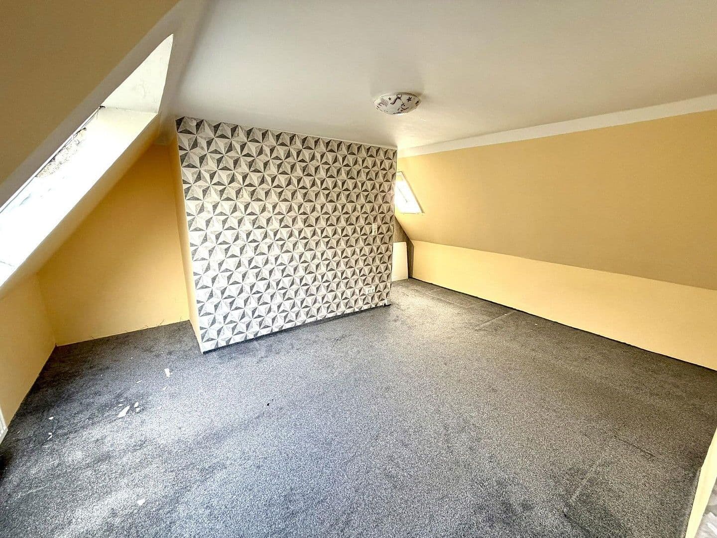 Prodej bytu 3+1 66 m², Kassel, Hessen Prodej bytu 3+1 66 m², Kassel, Hessen