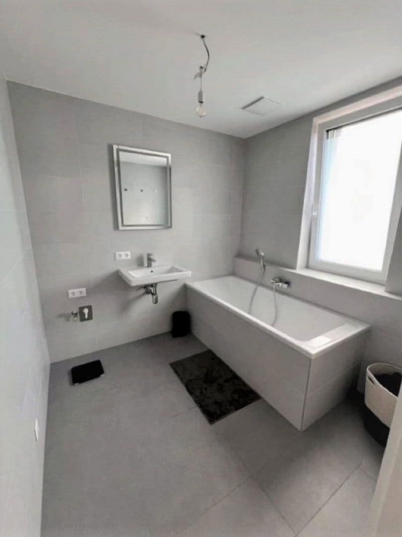 Pronájem bytu 2+1 46 m², Klostergasse 11/11, Bregenz, Vorarlbersko Pronájem bytu 2+1 46 m², Klostergasse 11/11, Bregenz, Vorarlbersko