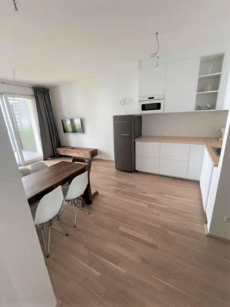 Pronájem bytu 2+1 46 m², Klostergasse 11/11, Bregenz, Vorarlbersko Pronájem bytu 2+1 46 m², Klostergasse 11/11, Bregenz, Vorarlbersko