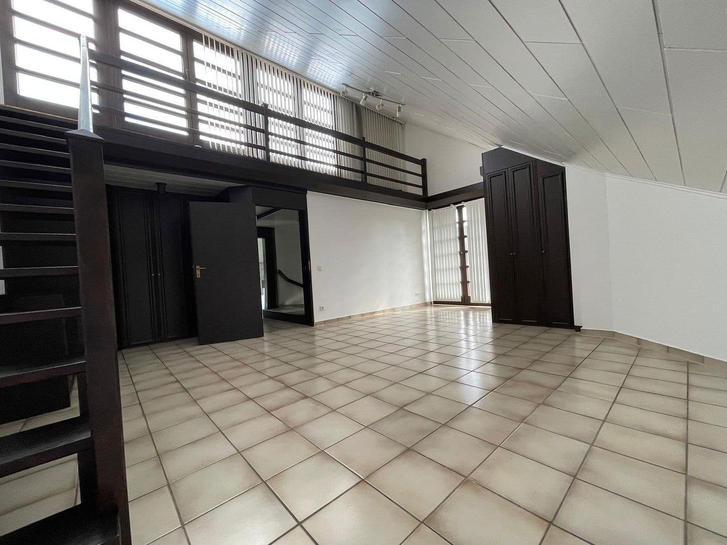 Pronájem domu 180 m², pozemek 250 m², Nachtigallenweg, Kamp-Lintfort, Severní Porýní-Vestfálsko Pronájem domu 180 m², pozemek 250 m², Nachtigallenweg, Kamp-Lintfort, Severní Porýní-Vestfálsko