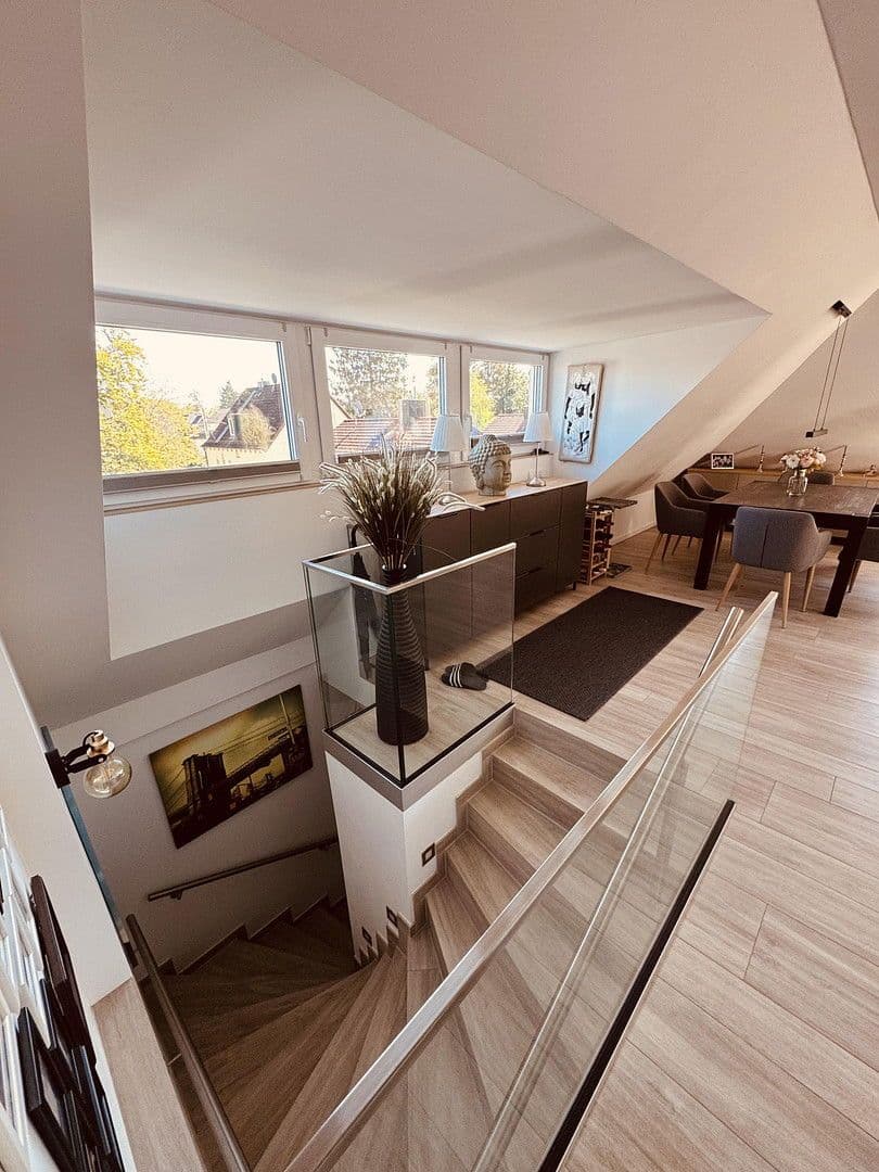 Pronájem bytu 2+1 74 m², Unterhaching, Bavorsko Pronájem bytu 2+1 74 m², Unterhaching, Bavorsko