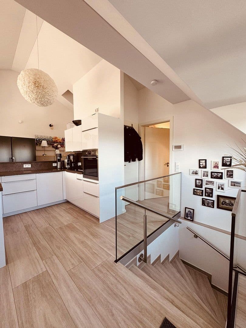 Pronájem bytu 2+1 74 m², Unterhaching, Bavorsko Pronájem bytu 2+1 74 m², Unterhaching, Bavorsko