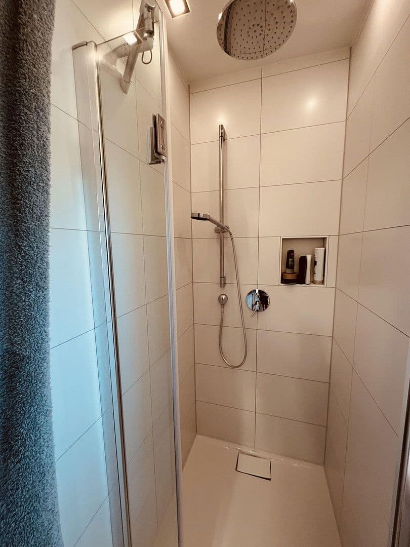 Pronájem bytu 2+1 74 m², Unterhaching, Bavorsko Pronájem bytu 2+1 74 m², Unterhaching, Bavorsko