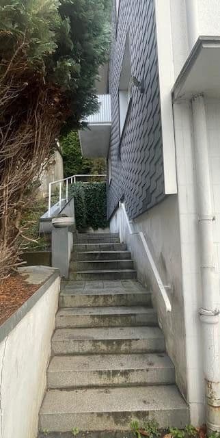 Prodej domu 534 m², pozemek 354 m², Am Lohgraben 1, Siegen, Severní Porýní-Vestfálsko Prodej domu 534 m², pozemek 354 m², Am Lohgraben 1, Siegen, Severní Porýní-Vestfálsko