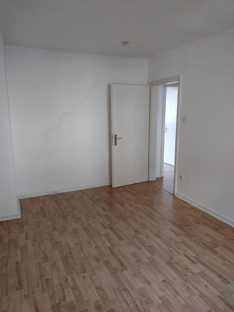 Prodej domu 534 m², pozemek 354 m², Am Lohgraben 1, Siegen, Severní Porýní-Vestfálsko Prodej domu 534 m², pozemek 354 m², Am Lohgraben 1, Siegen, Severní Porýní-Vestfálsko
