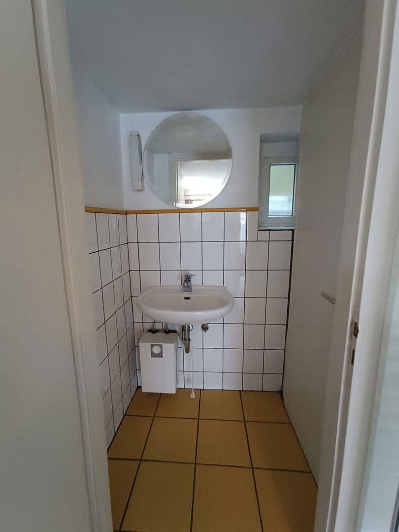 Prodej domu 534 m², pozemek 354 m², Am Lohgraben 1, Siegen, Severní Porýní-Vestfálsko Prodej domu 534 m², pozemek 354 m², Am Lohgraben 1, Siegen, Severní Porýní-Vestfálsko