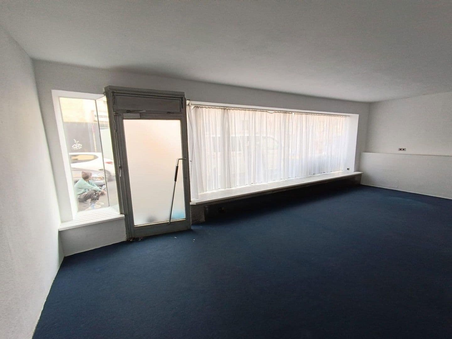 Prodej domu 534 m², pozemek 354 m², Am Lohgraben 1, Siegen, Severní Porýní-Vestfálsko Prodej domu 534 m², pozemek 354 m², Am Lohgraben 1, Siegen, Severní Porýní-Vestfálsko