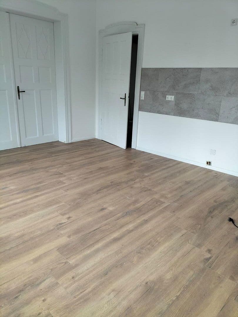 Pronájem bytu 2+1 79 m², Spechsart 14, Naumburg (Saale), Sasko-Anhaltsko Pronájem bytu 2+1 79 m², Spechsart 14, Naumburg (Saale), Sasko-Anhaltsko