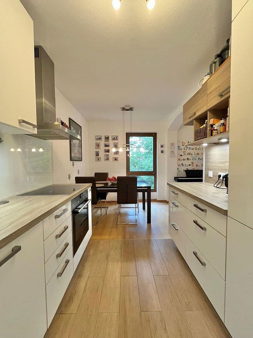 Prodej bytu 3+1 76 m², Zum Hirtengütl 1, München, Bavorsko Prodej bytu 3+1 76 m², Zum Hirtengütl 1, München, Bavorsko