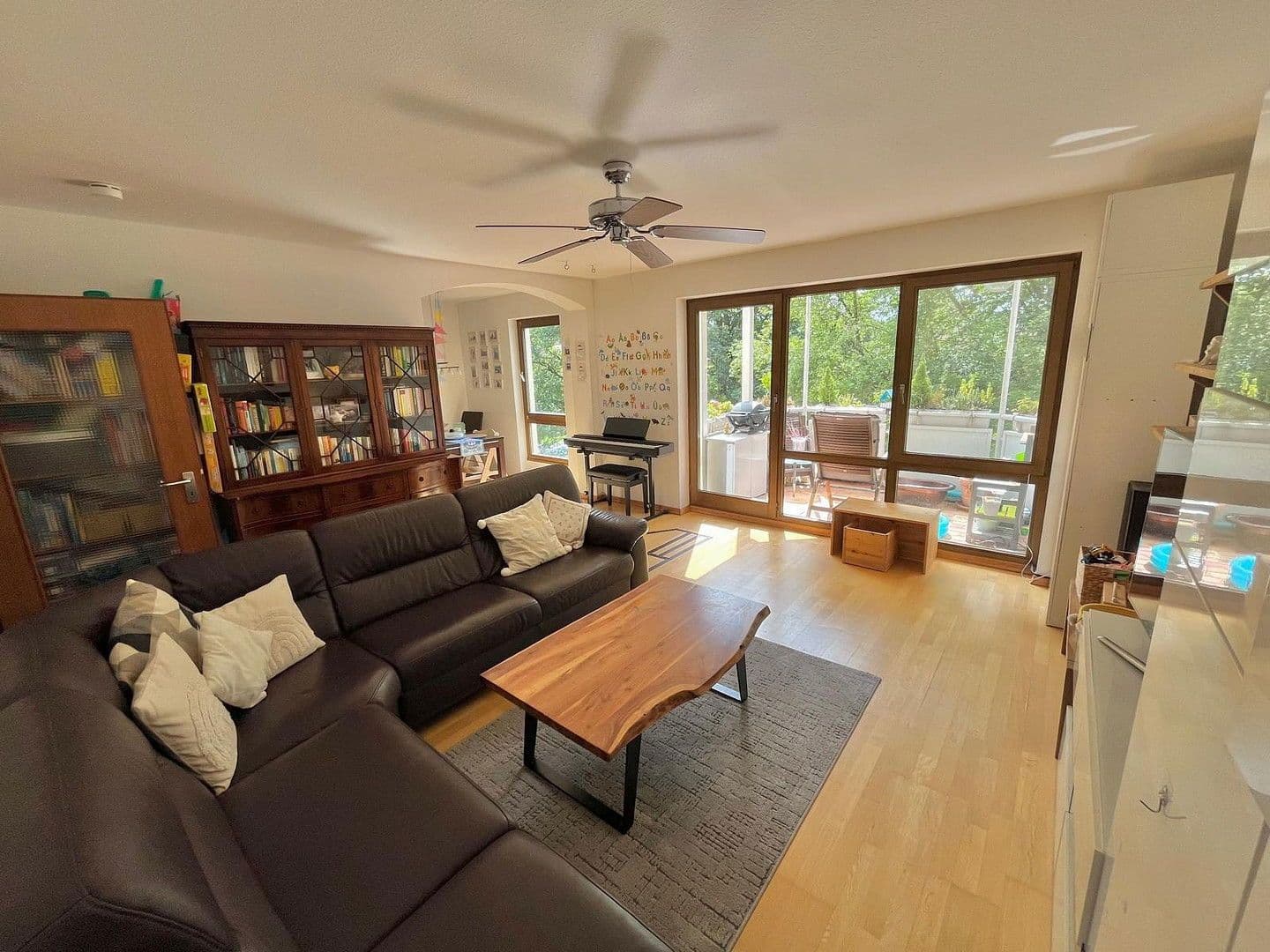 Prodej bytu 3+1 76 m², Zum Hirtengütl 1, München, Bavorsko Prodej bytu 3+1 76 m², Zum Hirtengütl 1, München, Bavorsko