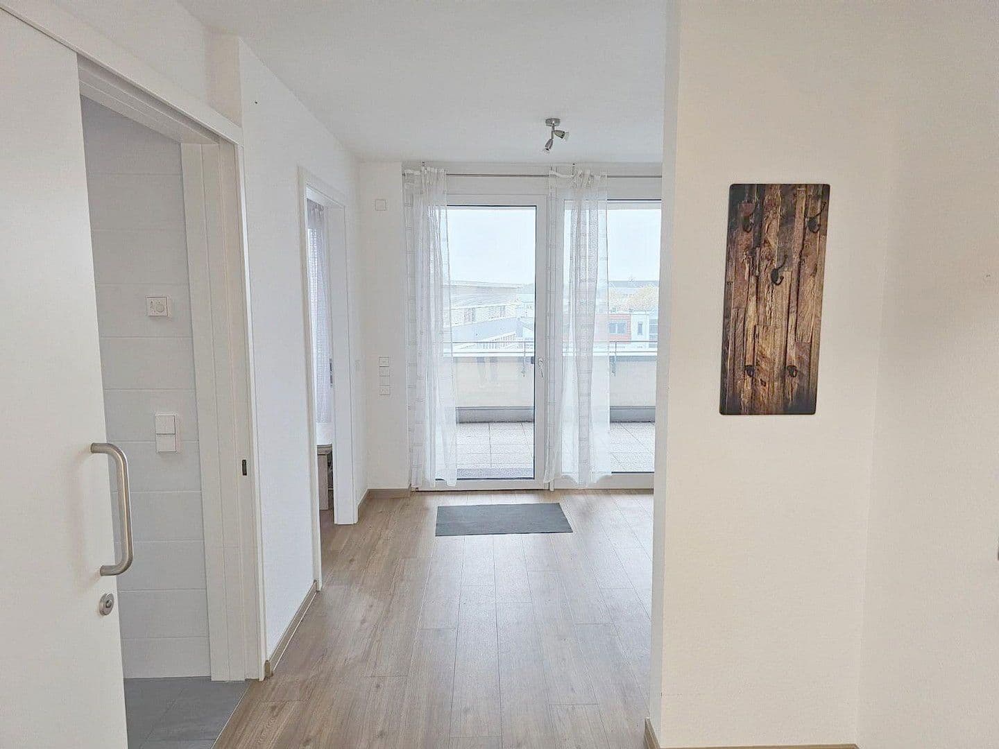 Pronájem bytu 2+1 47 m², Tamm, Bádensko-Württembersko Pronájem bytu 2+1 47 m², Tamm, Bádensko-Württembersko