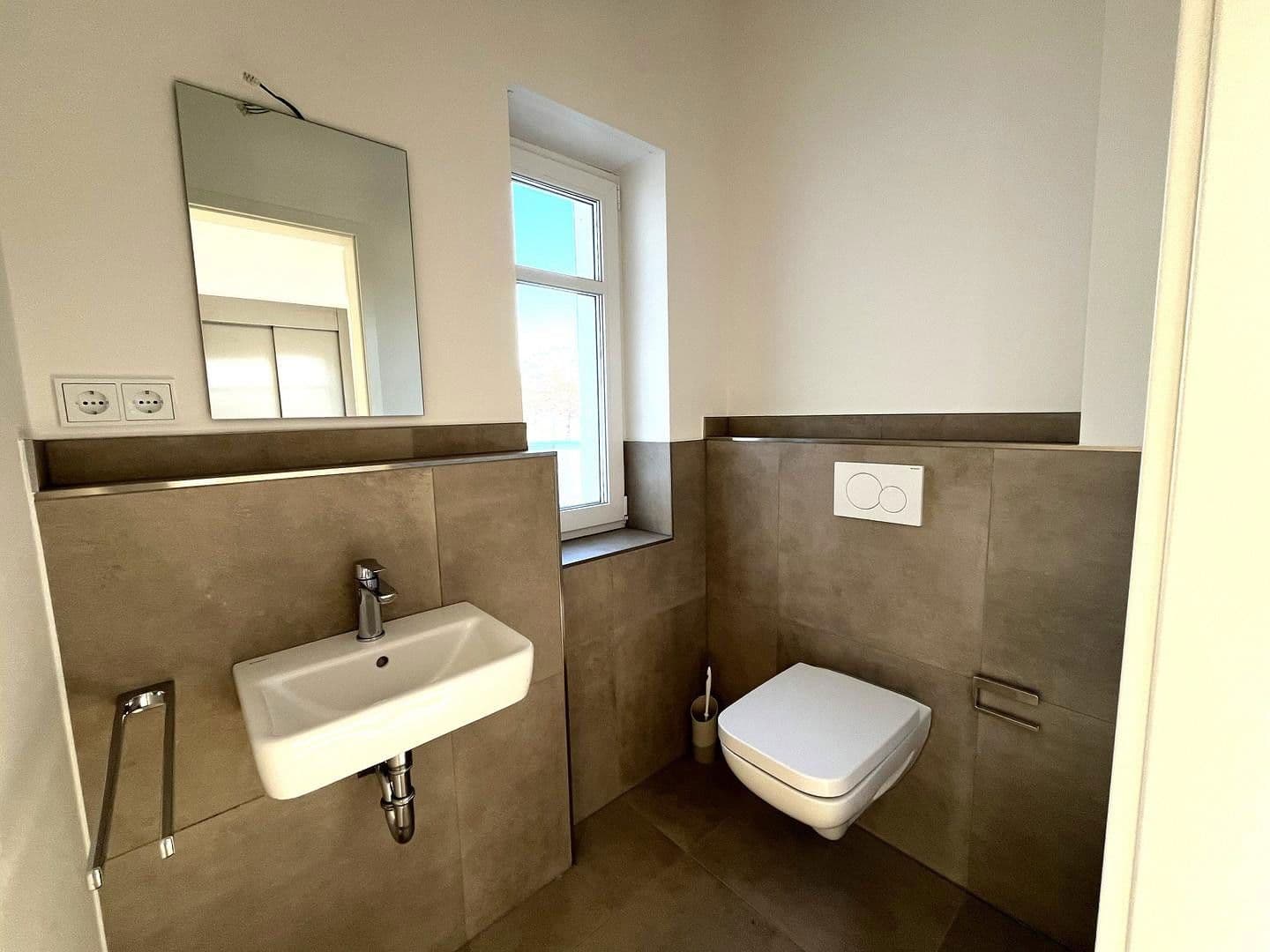 Pronájem bytu 4+1 125 m², Carl-Adam-Petri-Straße, Brandenburg - Potsdam, Braniborsko Pronájem bytu 4+1 125 m², Carl-Adam-Petri-Straße, Brandenburg - Potsdam, Braniborsko