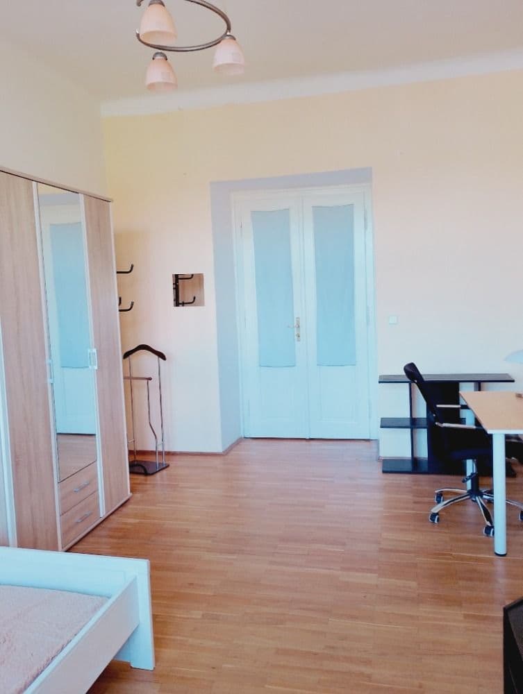 Pronájem bytu 3+1 114 m², Husitská, Praha, Praha Pronájem bytu 3+1 114 m², Husitská, Praha, Praha