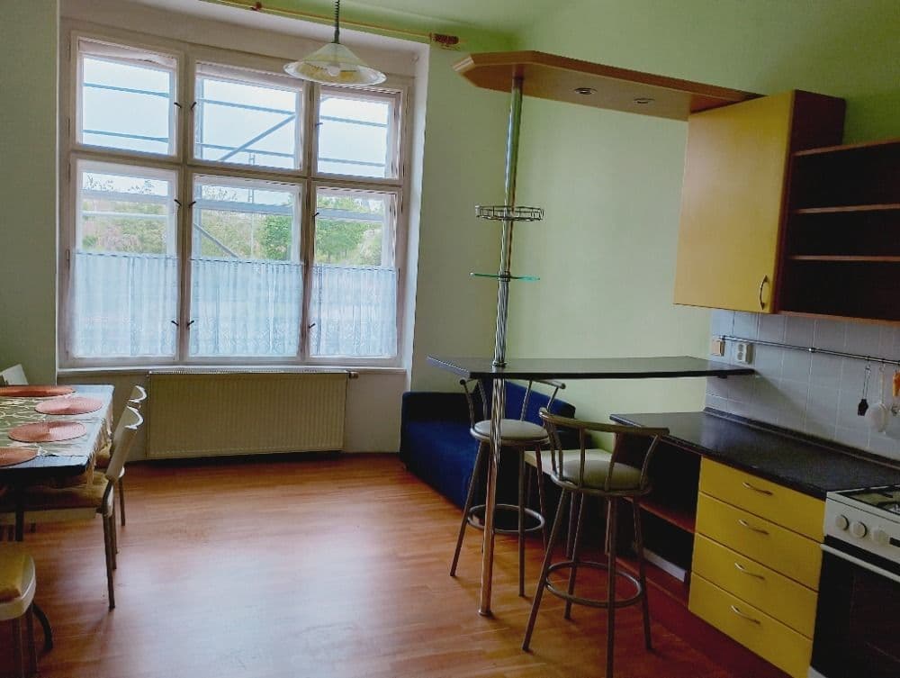 Pronájem bytu 3+1 114 m², Husitská, Praha, Praha Pronájem bytu 3+1 114 m², Husitská, Praha, Praha