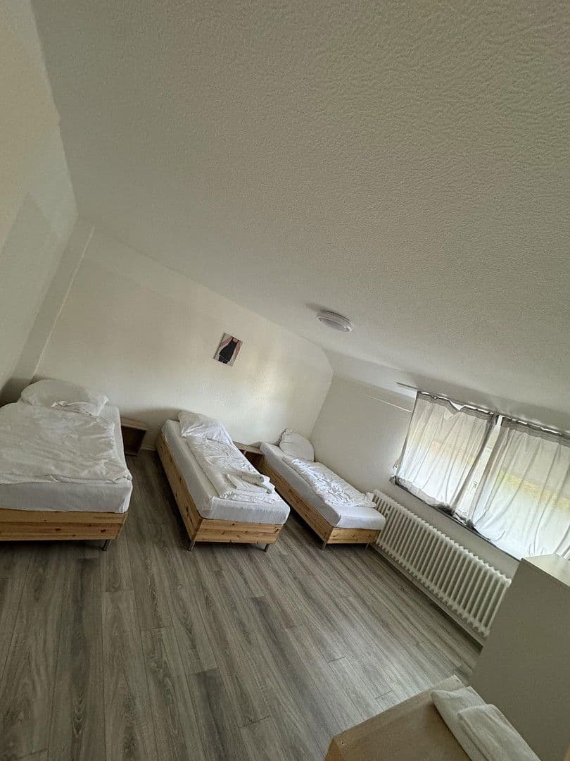 Prodej bytu 3+1 75 m², essen, Severní Porýní-Vestfálsko Prodej bytu 3+1 75 m², essen, Severní Porýní-Vestfálsko