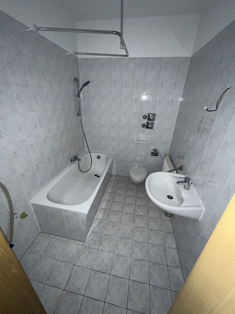 Pronájem bytu 2+1 66 m², Poststraße 40, Naumburg (Saale), Sasko-Anhaltsko Pronájem bytu 2+1 66 m², Poststraße 40, Naumburg (Saale), Sasko-Anhaltsko