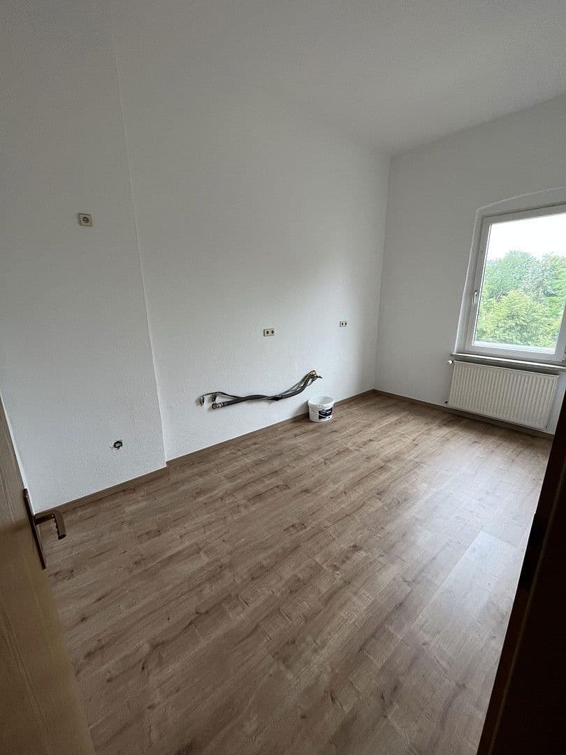 Pronájem bytu 2+1 66 m², Poststraße 40, Naumburg (Saale), Sasko-Anhaltsko Pronájem bytu 2+1 66 m², Poststraße 40, Naumburg (Saale), Sasko-Anhaltsko