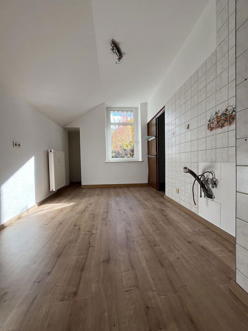 Pronájem bytu 2+1 43 m², Casparistraße 4, Chemnitz, Sasko Pronájem bytu 2+1 43 m², Casparistraße 4, Chemnitz, Sasko