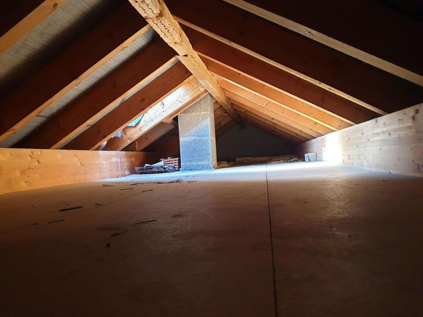 Prodej bytu 3+1 85 m², Langenfeld (Rheinland), Severní Porýní-Vestfálsko Prodej bytu 3+1 85 m², Langenfeld (Rheinland), Severní Porýní-Vestfálsko