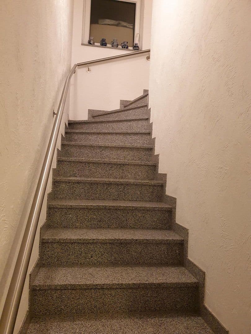 Prodej bytu 3+1 85 m², Langenfeld (Rheinland), Severní Porýní-Vestfálsko Prodej bytu 3+1 85 m², Langenfeld (Rheinland), Severní Porýní-Vestfálsko