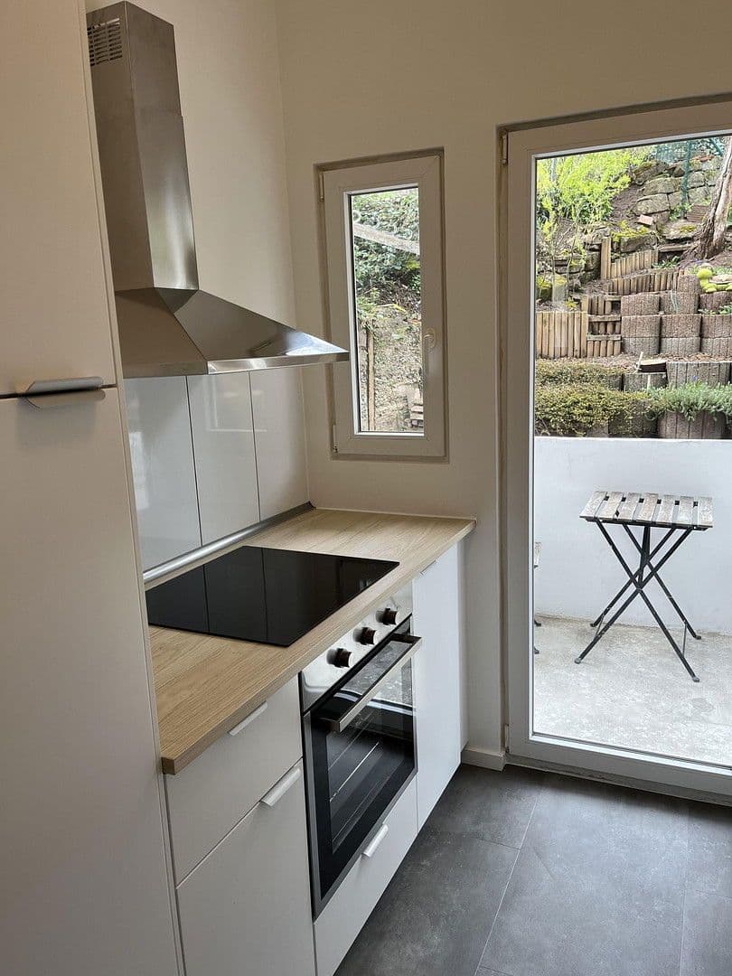 Pronájem bytu  21 m², Aspergstraße 42, Stuttgart, Bádensko-Württembersko Pronájem bytu  21 m², Aspergstraße 42, Stuttgart, Bádensko-Württembersko