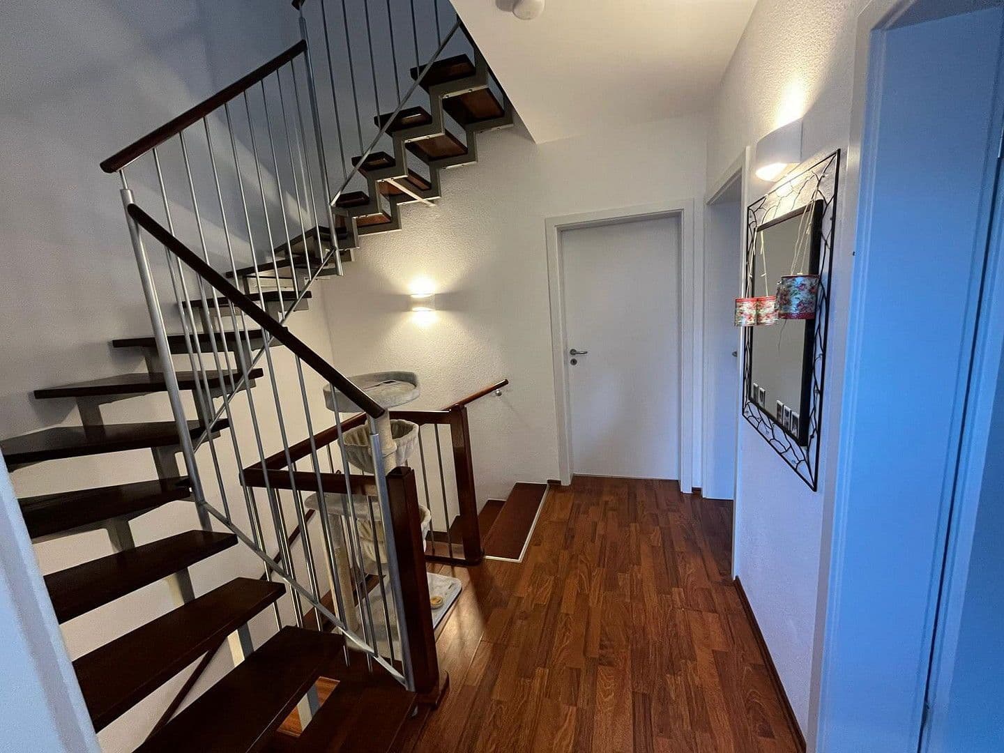 Prodej domu 135 m², pozemek 350 m², Avisgrud 20, Hettenshausen, Bavorsko Prodej domu 135 m², pozemek 350 m², Avisgrud 20, Hettenshausen, Bavorsko