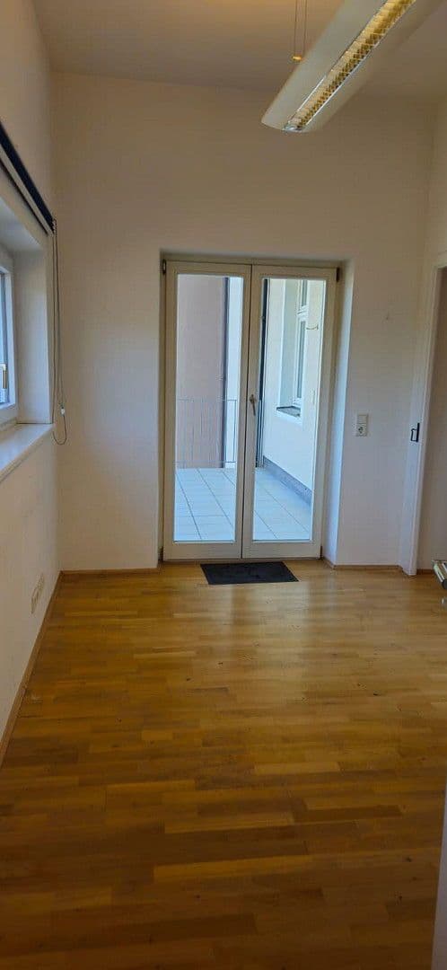 Pronájem kanceláře 148 m², Gapstraße 6, Traunstein, Bavorsko Pronájem kanceláře 148 m², Gapstraße 6, Traunstein, Bavorsko