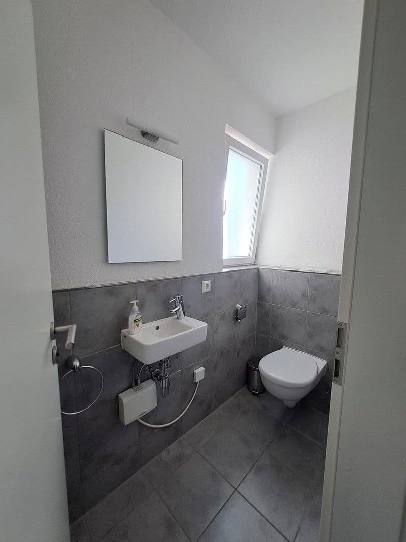 Pronájem kanceláře 120 m², Friedrichstraße 30, Schwetzingen, Bádensko-Württembersko Pronájem kanceláře 120 m², Friedrichstraße 30, Schwetzingen, Bádensko-Württembersko