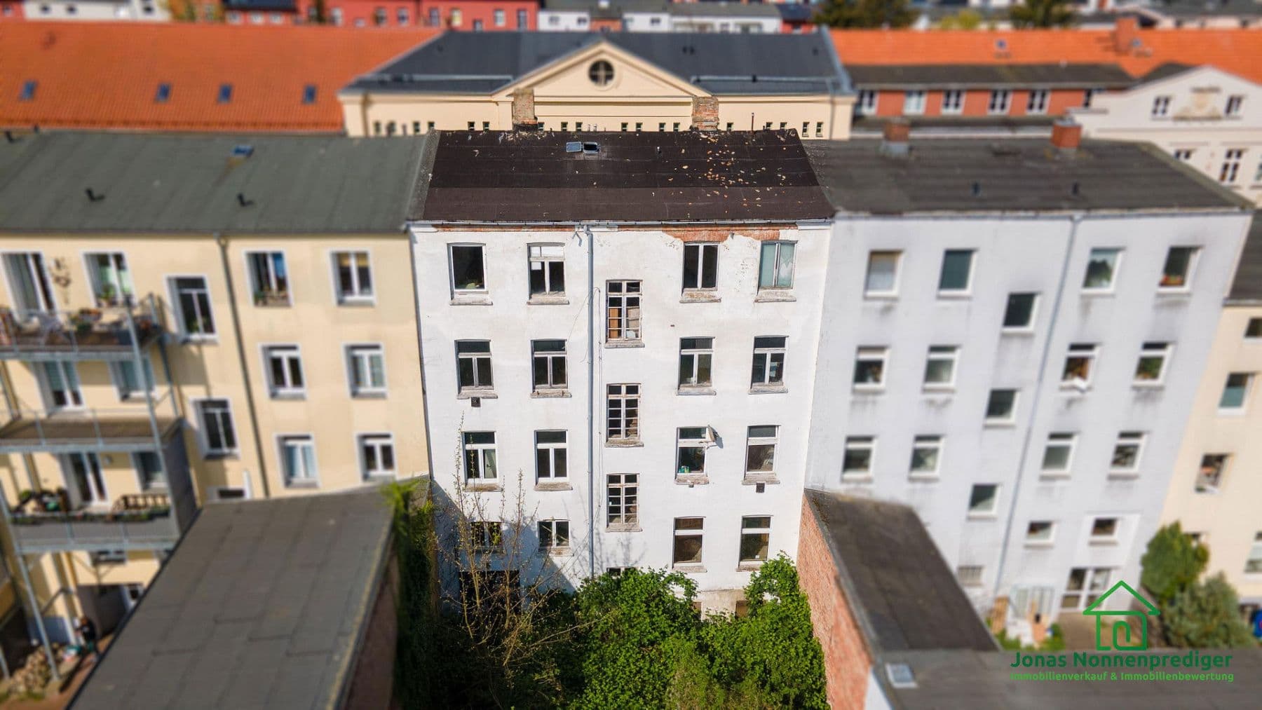 Prodej domu 428 m², pozemek 435 m², Friedensstraße 11, Schwerin, Mecklenburg-Vorpommern Prodej domu 428 m², pozemek 435 m², Friedensstraße 11, Schwerin, Mecklenburg-Vorpommern
