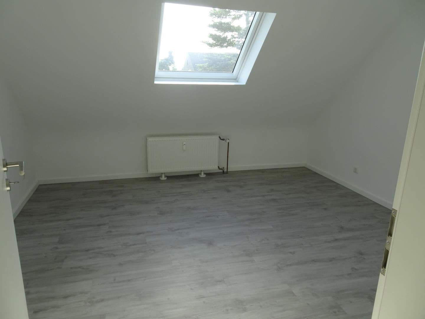 Pronájem domu 165 m², pozemek 850 m², Erkelenz, Severní Porýní-Vestfálsko Pronájem domu 165 m², pozemek 850 m², Erkelenz, Severní Porýní-Vestfálsko