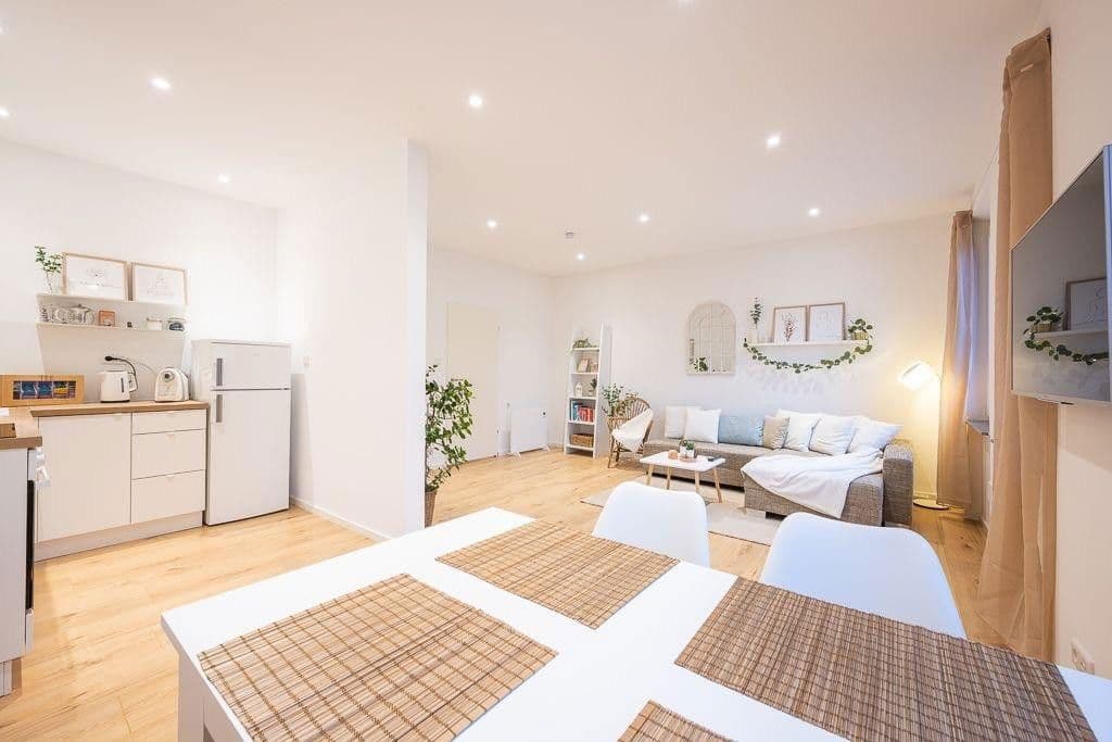 Pronájem bytu 2+1 60 m², Zweigstraße 8, Nürnberg, Bavorsko Pronájem bytu 2+1 60 m², Zweigstraße 8, Nürnberg, Bavorsko