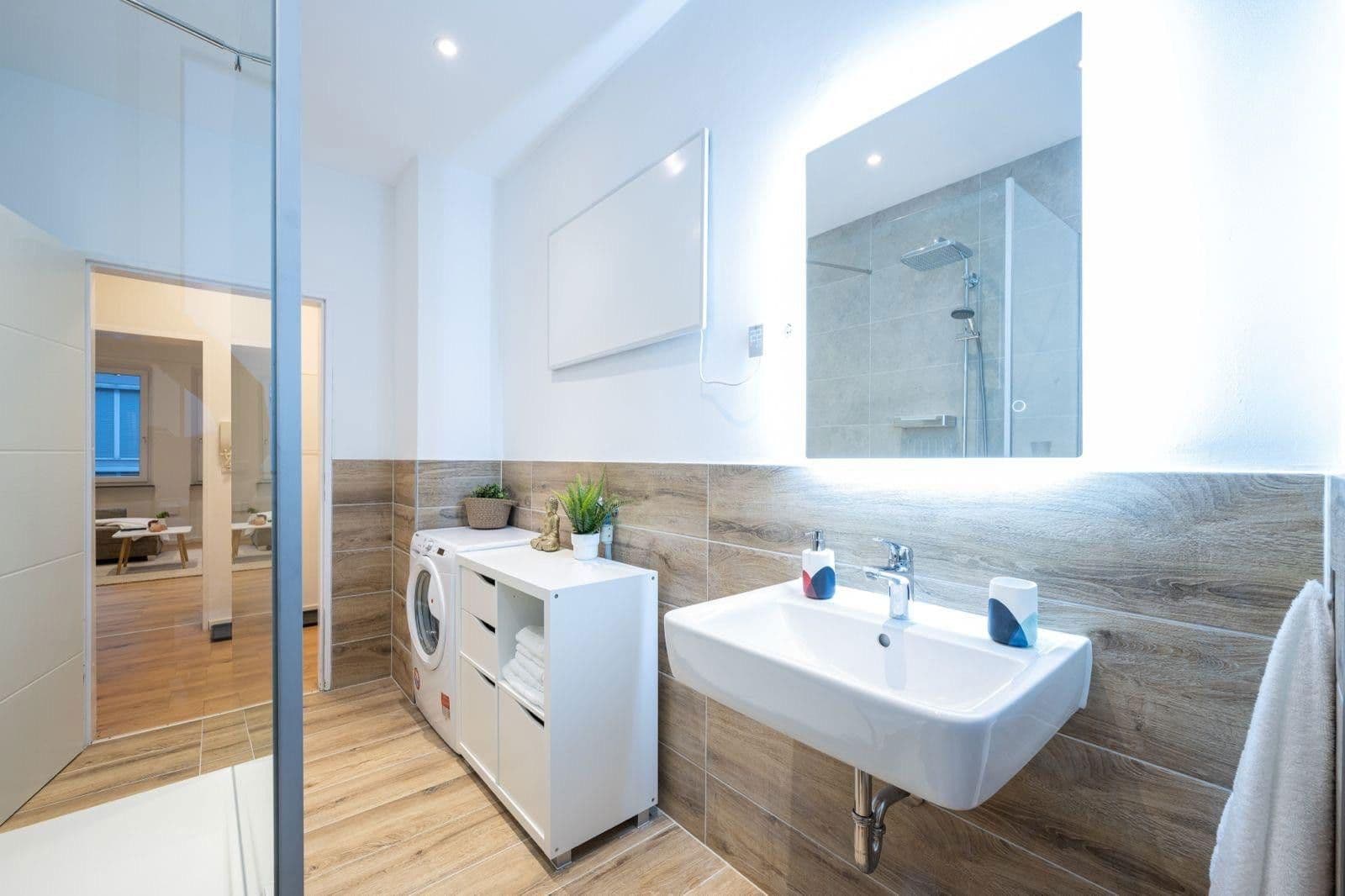 Pronájem bytu 2+1 60 m², Zweigstraße 8, Nürnberg, Bavorsko Pronájem bytu 2+1 60 m², Zweigstraße 8, Nürnberg, Bavorsko