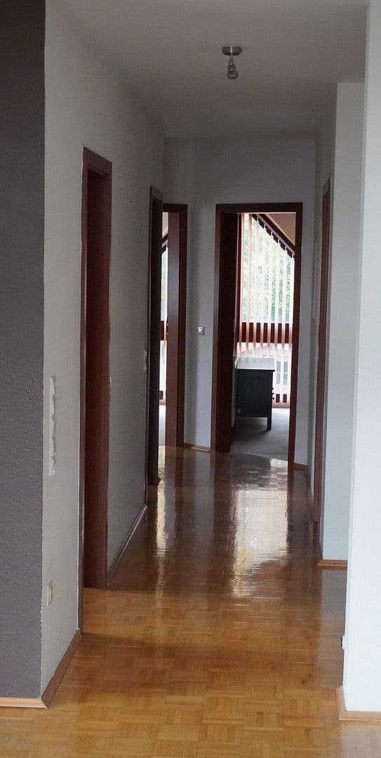 Prodej bytu 4+1 106 m², Gustav-Justi-Straße 7, Idstein, Hessen Prodej bytu 4+1 106 m², Gustav-Justi-Straße 7, Idstein, Hessen