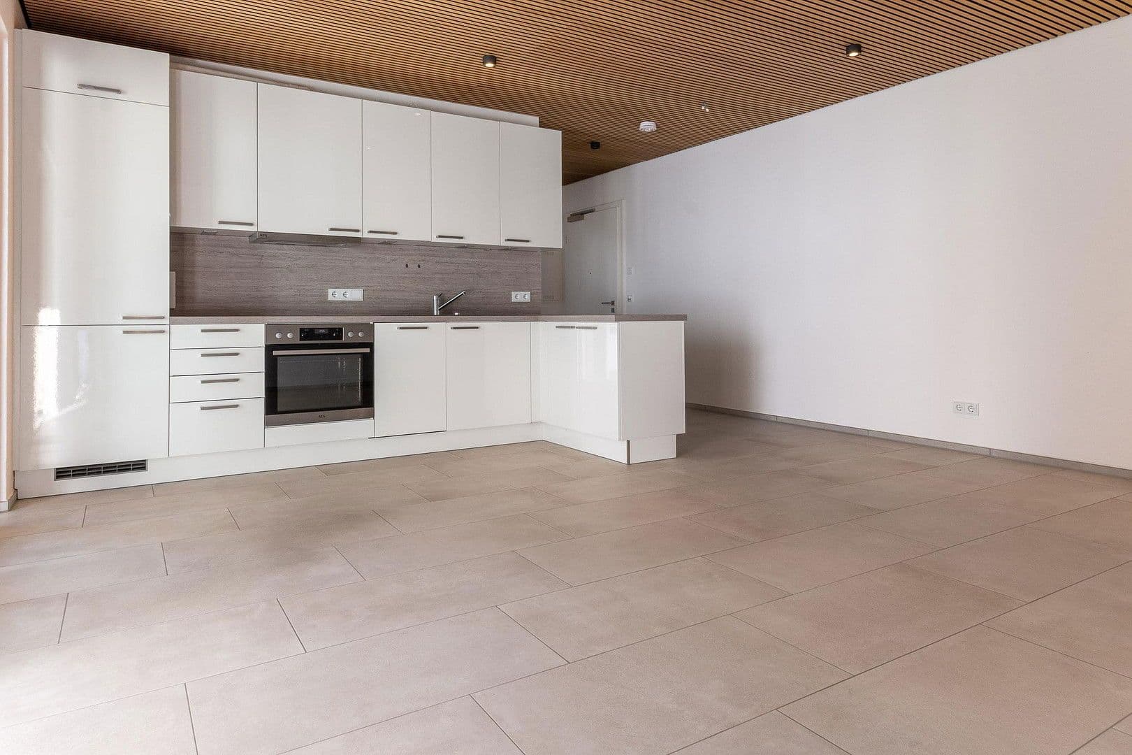 Pronájem bytu 2+1 65 m², Meisenweg 3, Rain, Bavorsko Pronájem bytu 2+1 65 m², Meisenweg 3, Rain, Bavorsko